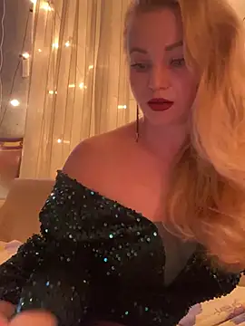 Lady  Maria online show from February 2025 03:56:01 PM