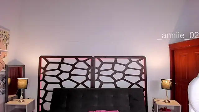 annie barozzi online show from March 2025 04:33:02 PM