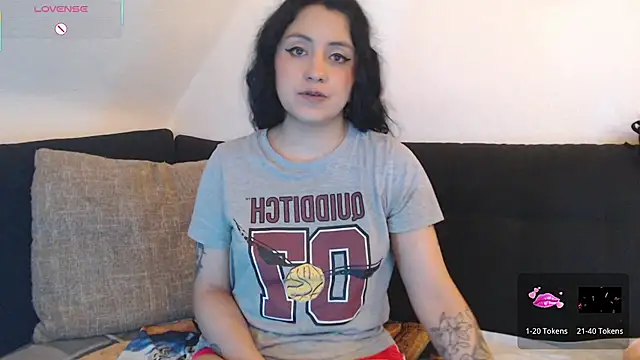 Snapshot of AbsentaVert chatting on October 2025 01:01:01 PM AbsentaVert online show from October 2025 01:01:01 PM