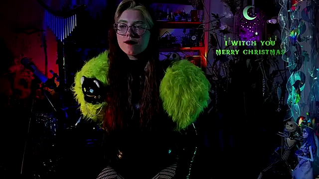 Snapshot of Scarlett_Wanner chatting on December 2024 08:03:02 PM Scarlett Wanner online show from December 2024 08:03:02 PM