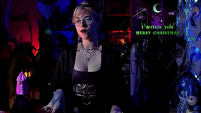 Snapshot of Scarlett_Wanner chatting on December 2024 07:32:02 PM Scarlett Wanner online show from December 2024 07:32:02 PM