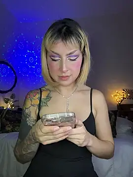 Snapshot of Cinamoonn chatting on March 2026 06:55:02 PM Cinamoonn online show from March 2026 06:55:02 PM