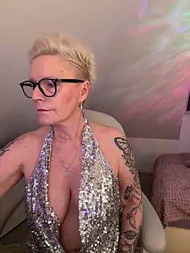 German Milf online show from March 2026 02:10:01 PM