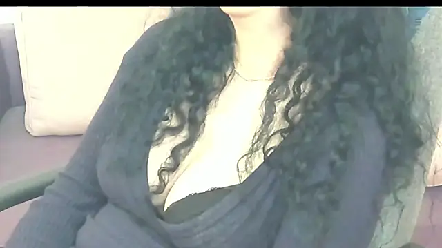 SweetArtemis online show from February 2025 10:07:01 AM