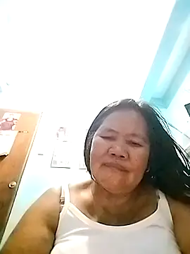 Snapshot of Hotsexymomcams4u chatting on July 2026 12:57:01 AM Hotsexymomcams4u online show from July 2026 12:57:01 AM