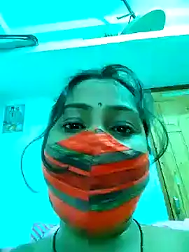 Shristiprakash0 online show from March 2025 04:15:02 AM