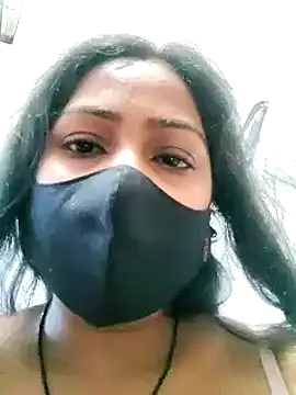 Shristiprakash0 online show from March 2025 07:58:02 AM