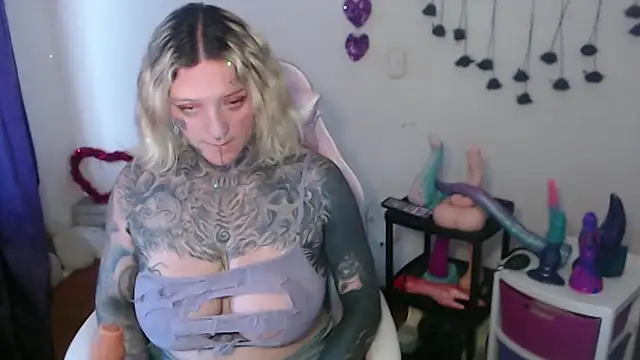 SLOPPYTITSS online show from April 2026 10:42:02 PM