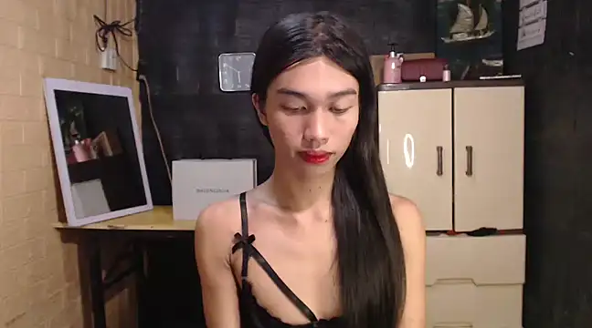 ToKeNa online show from February 2025 08:02:02 AM