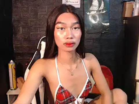 ToKeNa online show from March 2025 03:02:01 PM