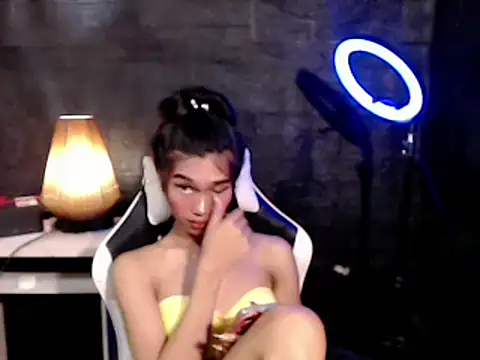 ToKeNa online show from March 2025 01:31:01 AM