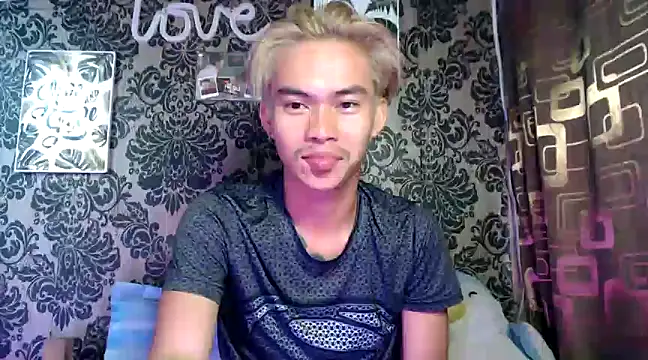 Snapshot of asianpatt69 chatting on December 2024 10:45:01 PM asianpatt69 online show from December 2024 10:45:01 PM