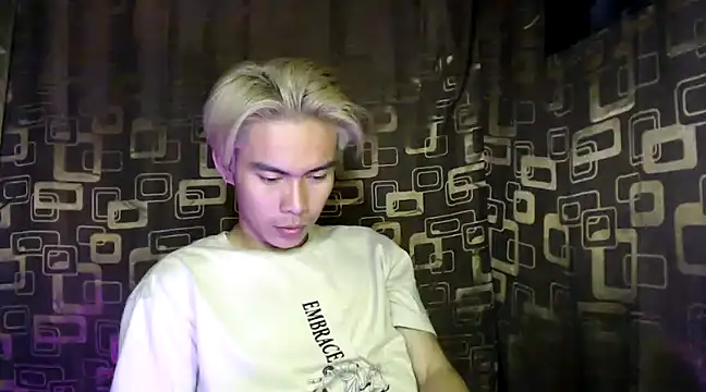 Snapshot of asianpatt69 chatting on December 2024 06:54:01 AM asianpatt69 online show from December 2024 06:54:01 AM