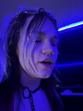 Snapshot of Cutiepiespanks chatting on February 2025 03:09:02 AM Cutiepiespanks online show from February 2025 03:09:02 AM