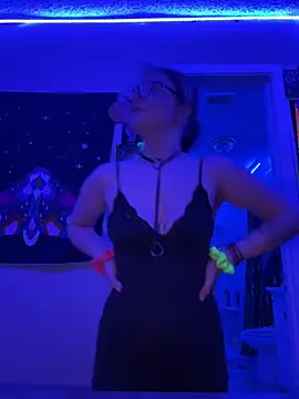 Snapshot of Cutiepiespanks chatting on March 2025 02:25:01 AM Cutiepiespanks online show from March 2025 02:25:01 AM