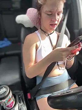 Snapshot of Cutiepiespanks chatting on October 2025 07:25:02 PM Cutiepiespanks online show from October 2025 07:25:02 PM