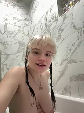 Snapshot of Cutiepiespanks chatting on March 2026 05:52:02 AM Cutiepiespanks online show from March 2026 05:52:02 AM