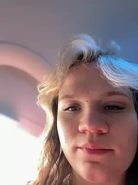 Cutiepiespanks online show from May 2026 08:06:02 PM