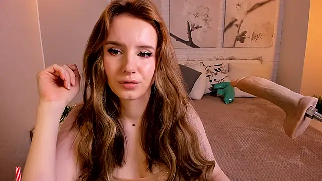 Betty June online show from February 2025 09:58:01 PM