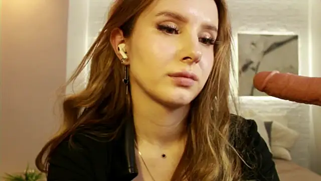 Betty June online show from March 2025 12:22:02 AM