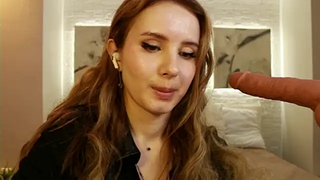 Betty June online show from March 2025 11:59:02 PM