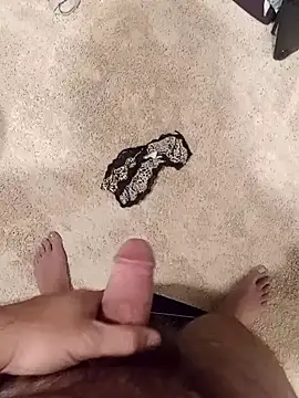 Snapshot of Mark_Dad chatting on December 2024 12:52:01 AM Mark Dad online show from December 2024 12:52:01 AM