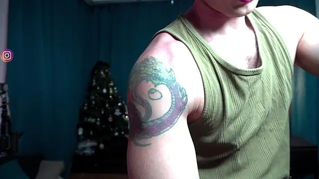 VIktorSecret online show from February 2025 01:51:02 PM