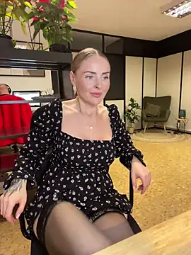 EmaSalis online show from December 2024 12:27:01 PM