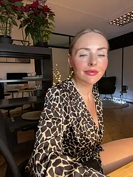 EmaSalis online show from December 2024 10:14:01 AM