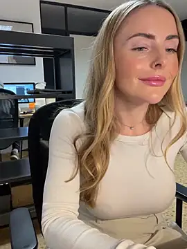 EmaSalis online show from February 2025 10:53:01 AM