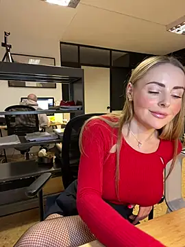 EmaSalis online show from March 2025 04:17:02 PM