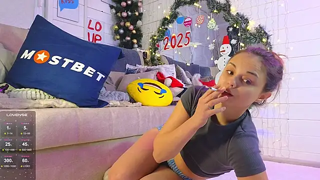 Misss Vikk online show from December 2024 08:16:01 AM