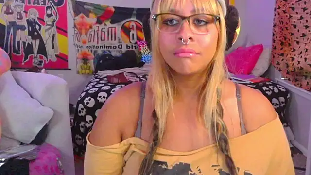Snapshot of N1NT3NDH03 chatting on May 2026 04:21:01 AM N1NT3NDH03 online show from May 2026 04:21:01 AM