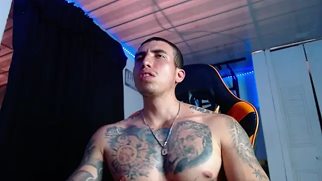 Adam Hudsond online show from June 2026 08:10:02 PM