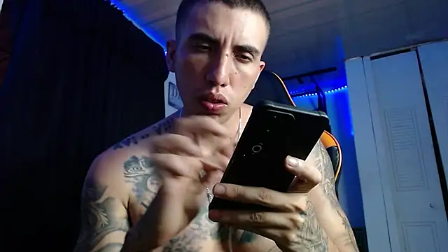 Adam Hudsond online show from July 2026 10:25:02 PM