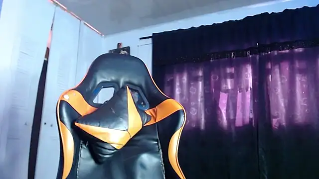 Adam Hudsond online show from July 2026 01:31:01 PM