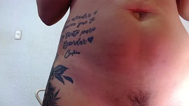 Snapshot of Sweet_baby_hellen chatting on January 2025 09:57:02 AM Sweet baby hellen online show from January 2025 09:57:02 AM