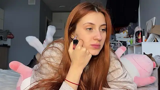 Uniarten online show from January 2025 10:52:02 AM