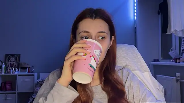 Uniarten online show from November 2025 11:16:01 PM