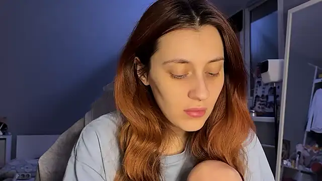 Uniarten online show from December 2025 06:04:01 PM