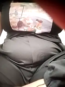 Snapshot of BigBustyRuhi chatting on March 2025 10:22:02 AM BigBustyRuhi online show from March 2025 10:22:02 AM