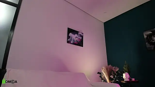 Snapshot of Kylie_Desire chatting on December 2024 02:41:02 AM Kylie Desire online show from December 2024 02:41:02 AM