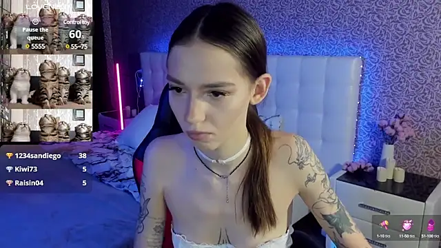 SophieCatty online show from February 2025 12:19:01 PM