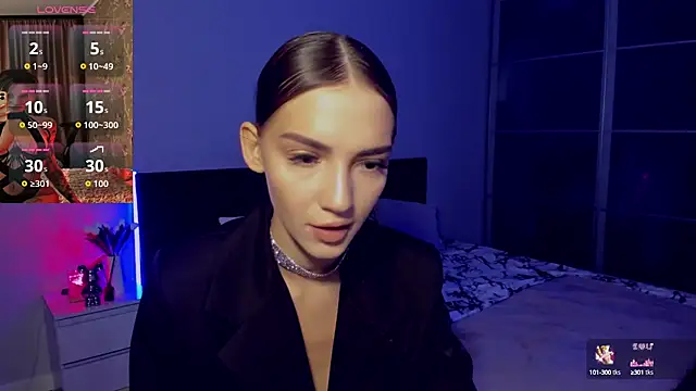 SophieCatty online show from October 2025 02:58:02 PM