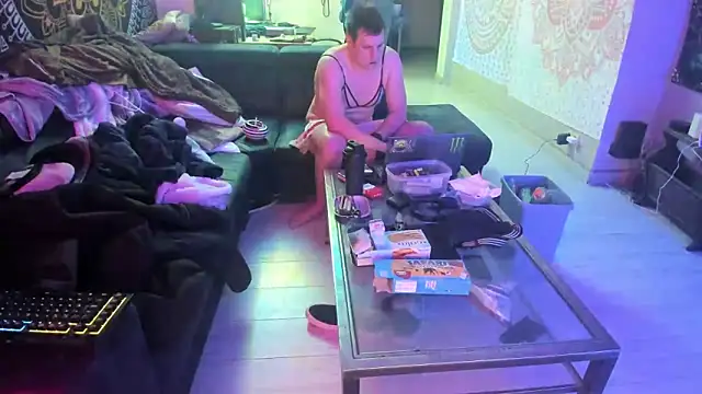 slankecrosdresser online show from February 2025 09:48:02 PM