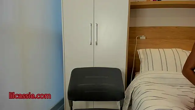 itsyourcassie online show from February 2026 09:55:02 PM