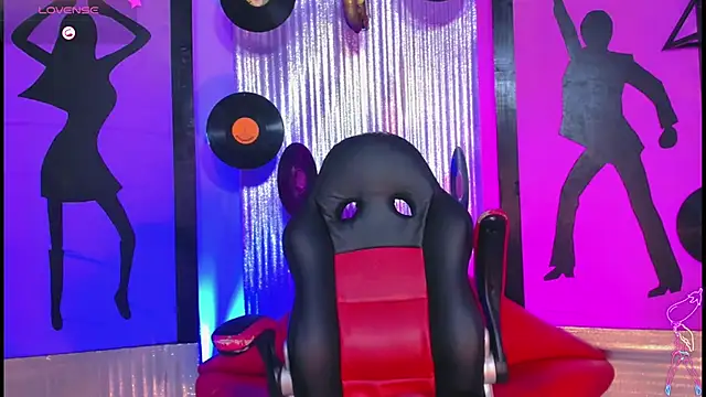 nickyminach  online show from July 2026 07:34:02 PM