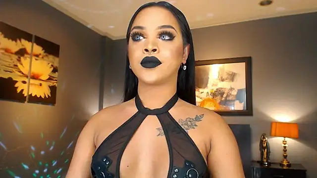 MarryQueen22 online show from April 2026 12:41:01 AM