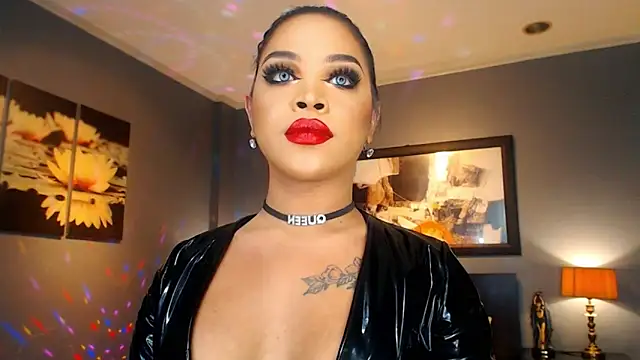 MarryQueen22 online show from May 2026 12:18:01 AM