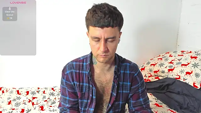 Snapshot of HonestAndrew chatting on December 2024 07:22:01 PM HonestAndrew online show from December 2024 07:22:01 PM